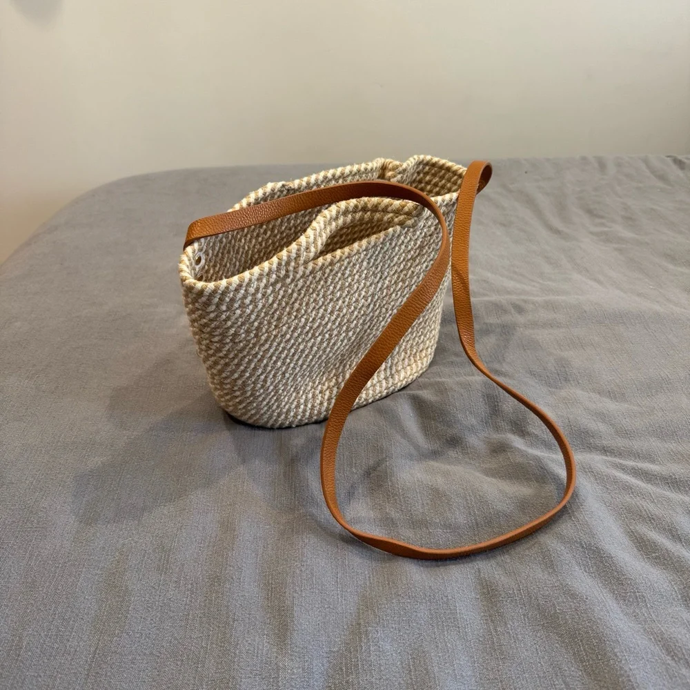 Cream Woven Tote Bag with Strap - Picture 2 of 3